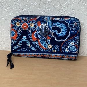 Vera Bradley wallet